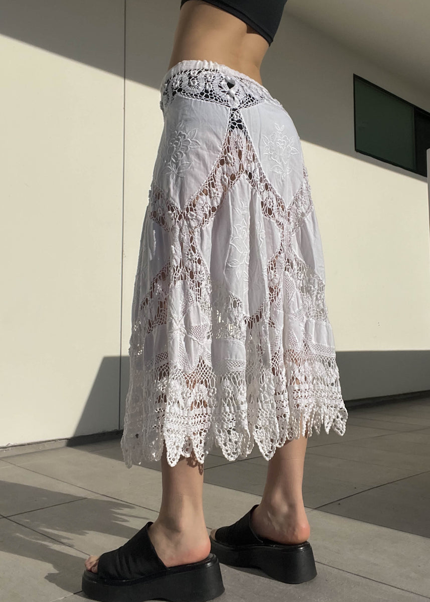 90 s White Crochet Maxi Skirt (S) Retro and Groovy