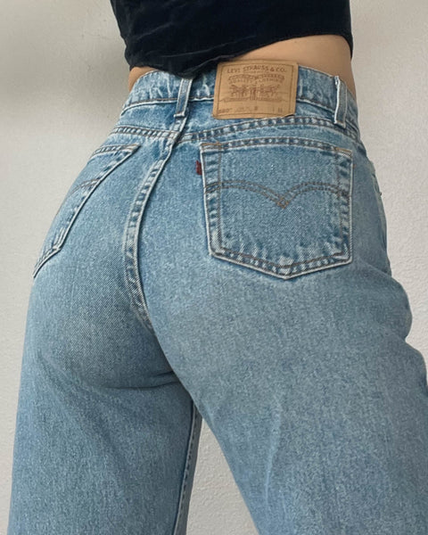 80’s Levi’s Jeans (27-28”)