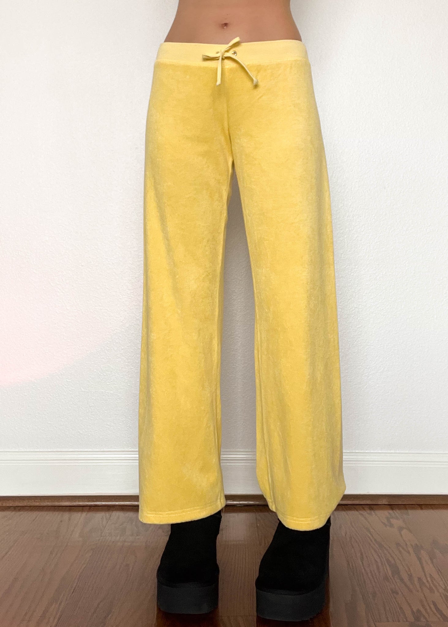 Y2k Yellow Juicy Pants (S-S/M)