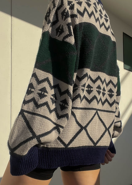 Vintage Geometric Print Sweater (L-XL)