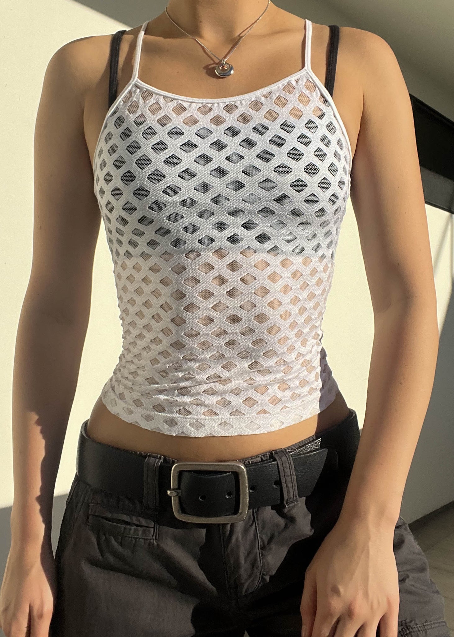 White Mesh Grid Tank (S)