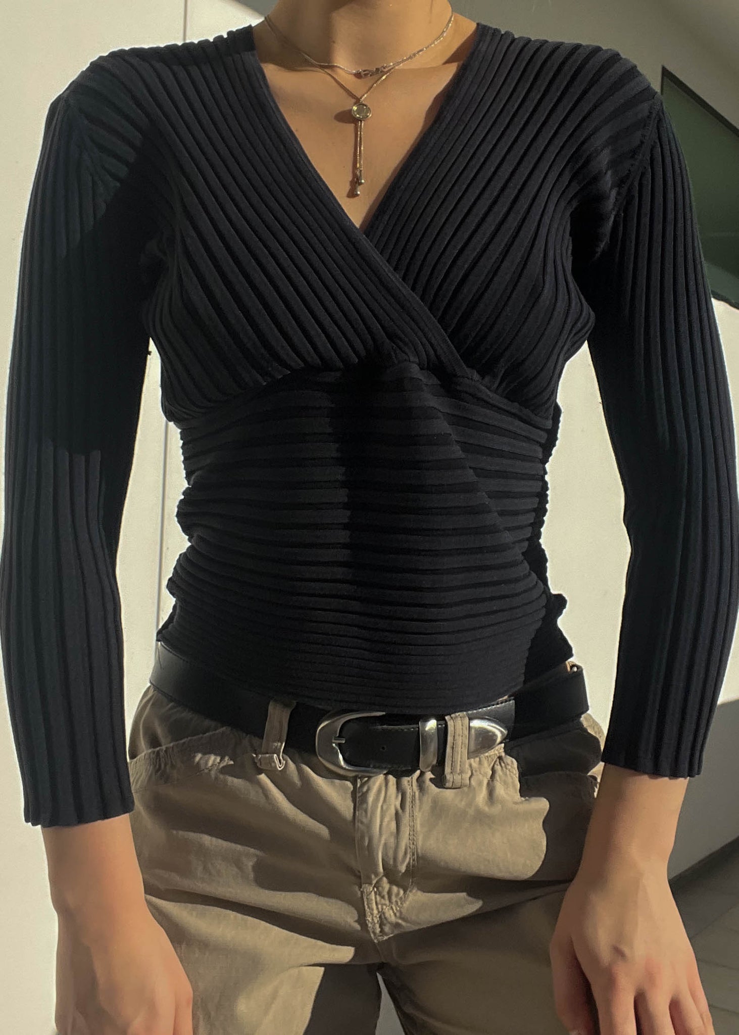 90's Ribbed Black 3/4 Sleeve (M)