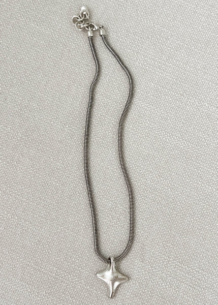 Abstract Star 90’s Necklace