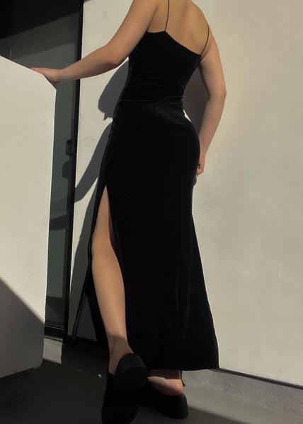 Sienna 90’s Black Velvet Maxi (S)