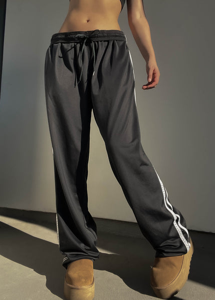 Y2k Charcoal Trackies (L)