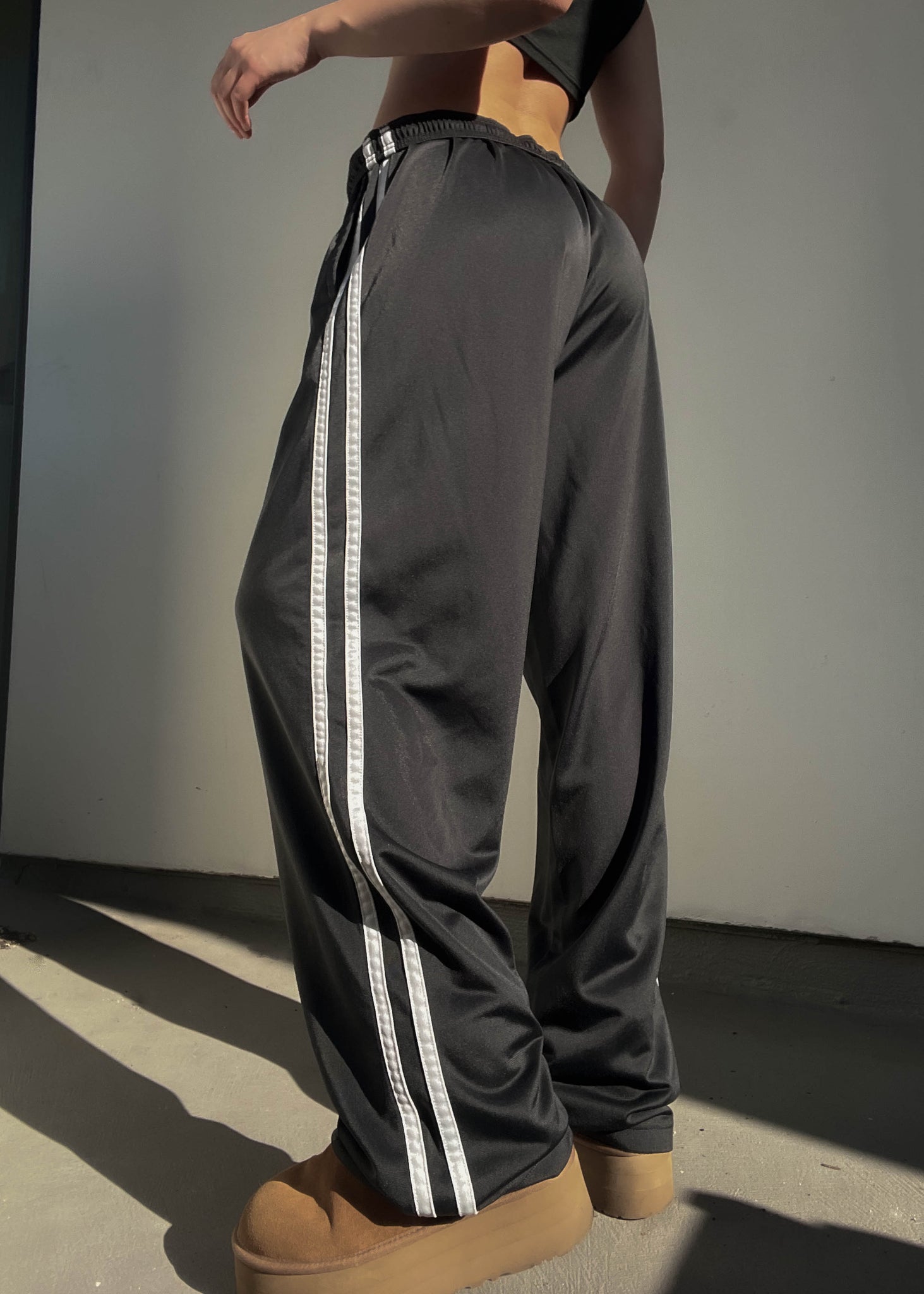 Y2k Charcoal Trackies (L) – Retro and Groovy