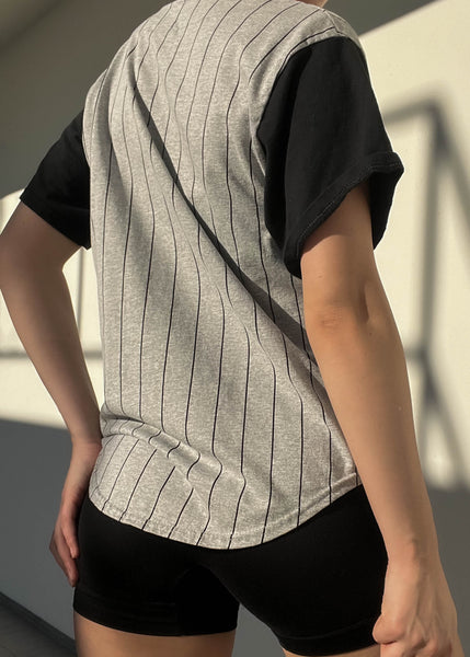 90's Baseball Button Down Tee (S-M)