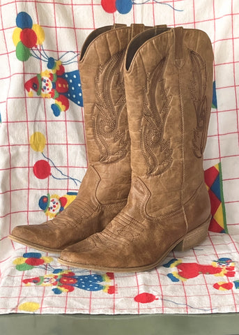 90's Tan Leather Cowboy Boots (9)