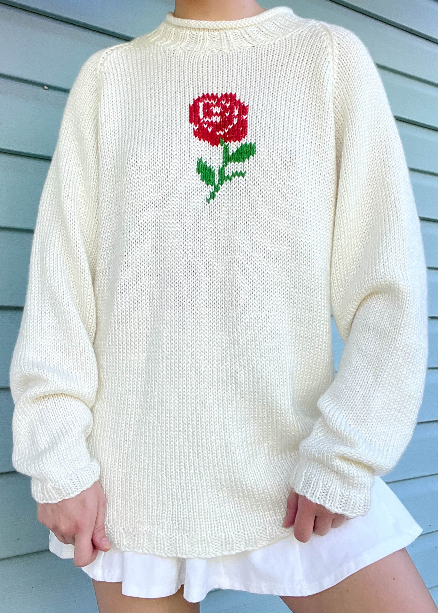 90's Red Rose Sweater (L)