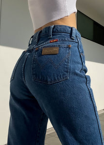 90's Dark Wash Wrangler Jeans (28”)