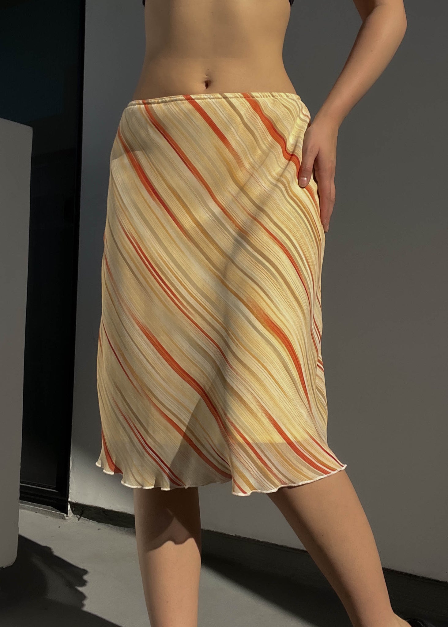 90’s Peachy Midi Skirt (M)