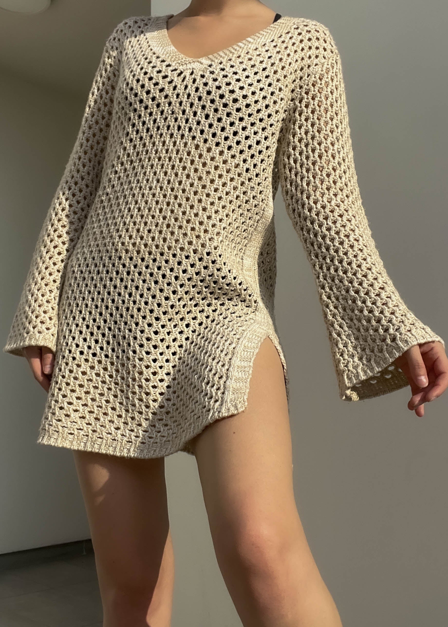 90's Beige Crochet Bell Sleeve Mini Dress (M) – Retro and Groovy 90's Beige Crochet Bell Sleeve Mini Dress (M) – Retro and Groovy