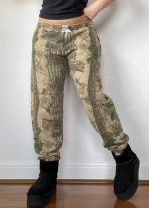 2000’s Camo Comfy Sweats (men’s M)