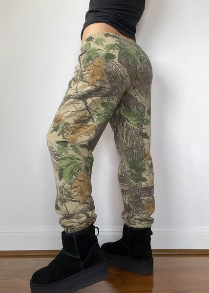 2000’s Camo Comfy Sweats (men’s M)