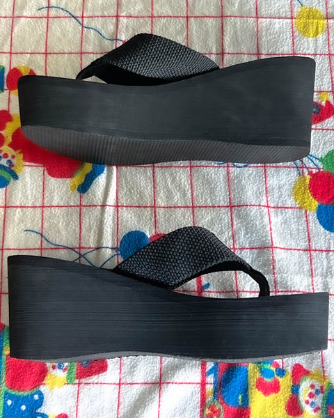 Soda Platform Flip Flops (size 8.5)