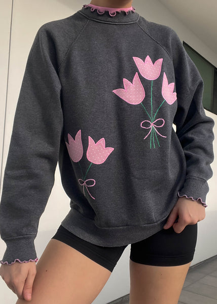 80's Layered Tulip Sweatshirt (S-M)