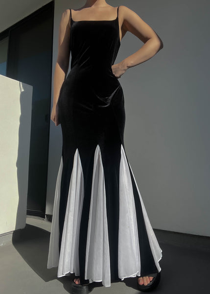 Black & White Velvet Maxi (M-M/L)