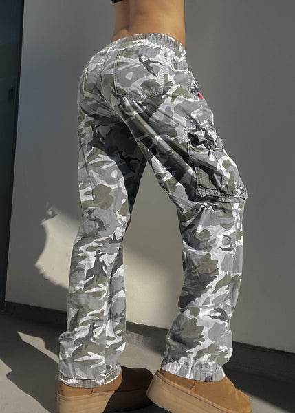 Y2k Camo Cargo Pants (S-M)