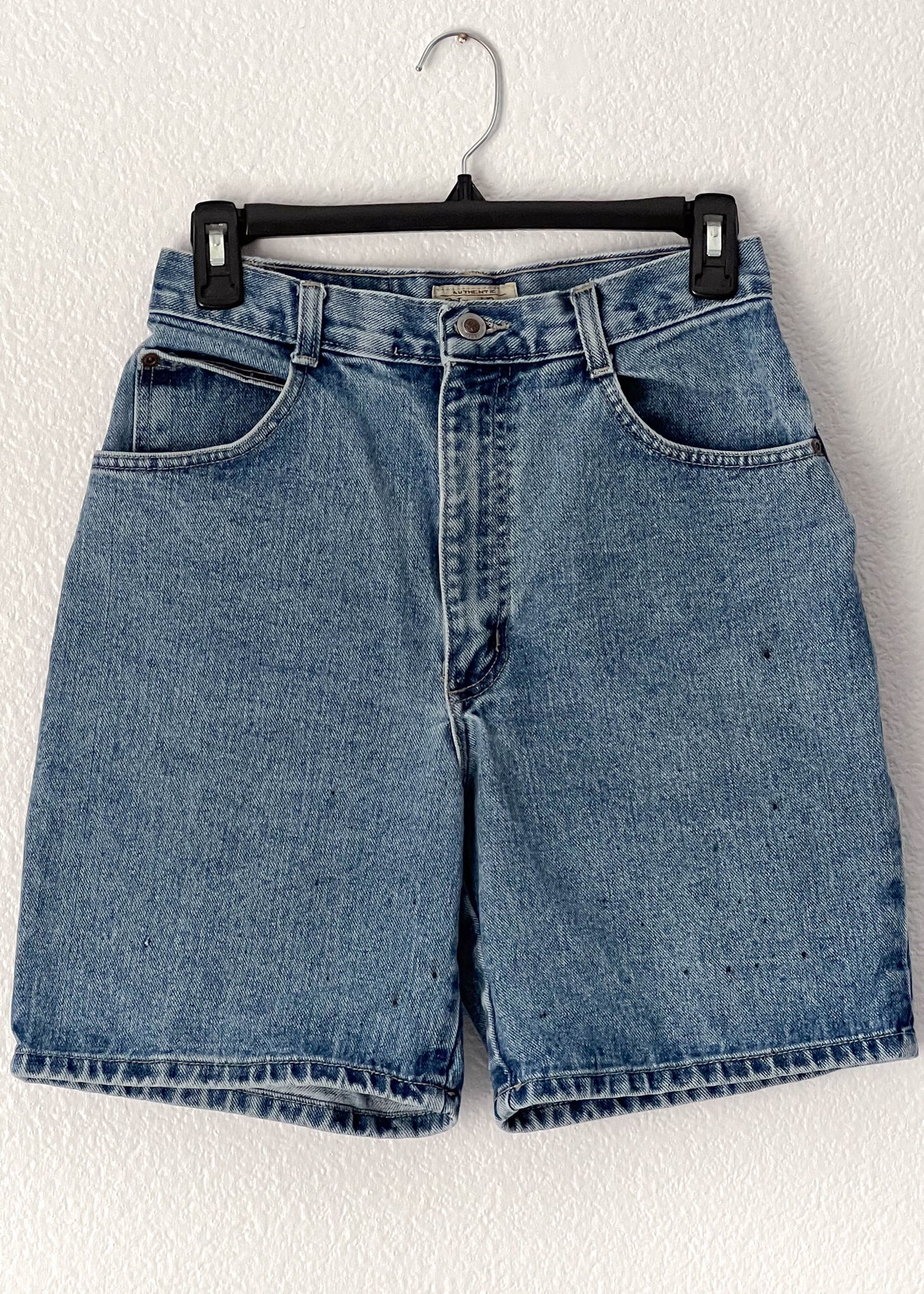 90’s Classic Denim Shorts (27”)