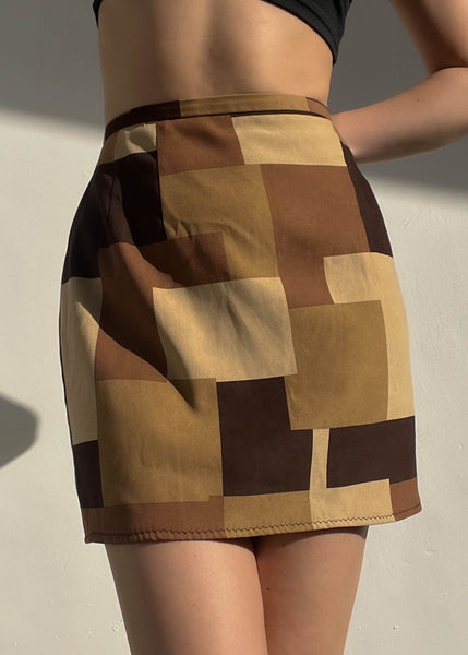 90’s Geometric Print Mini Skirt (29”)