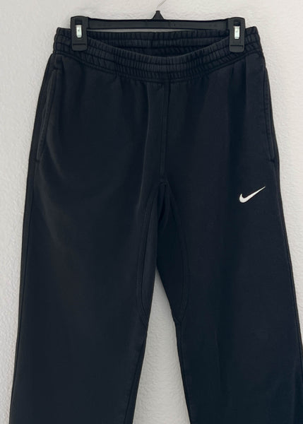 Y2k Black Nike Sweats (S-M)