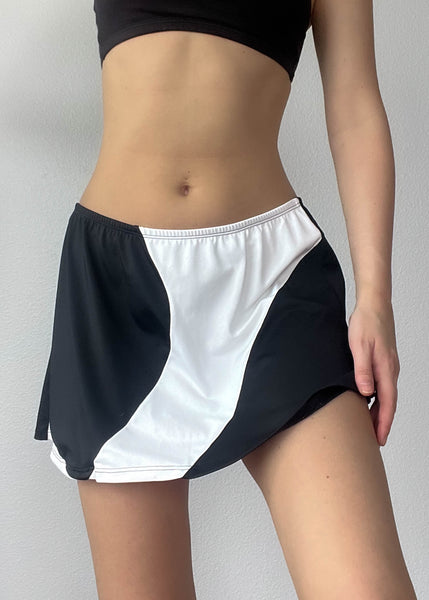 Nayeli 90's Mini Skirt (M/L-L)