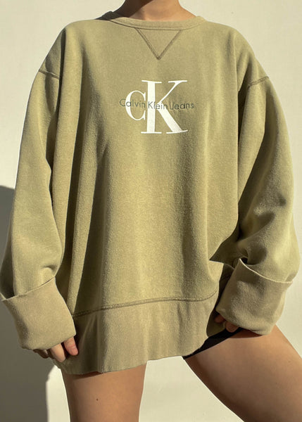 90's Calvin Klein Crewneck (L-XL)