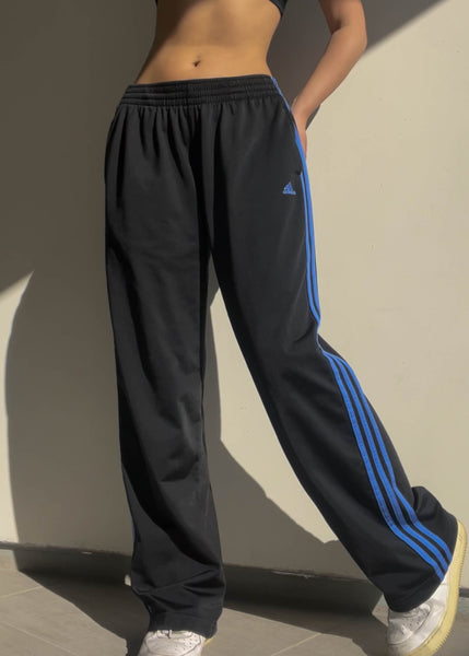 Black & Periwinkle Adidas Trackies (M-L)