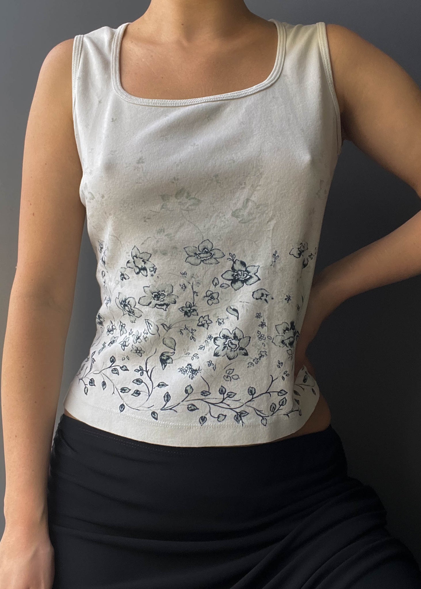 Harper 90's Floral Tank (M)