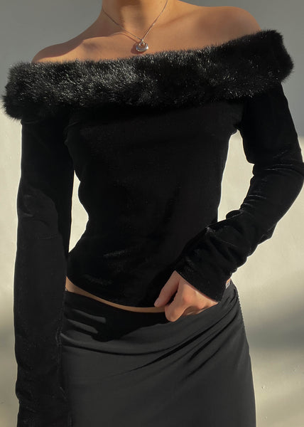 Black Velvet Fur Trim Top (M)