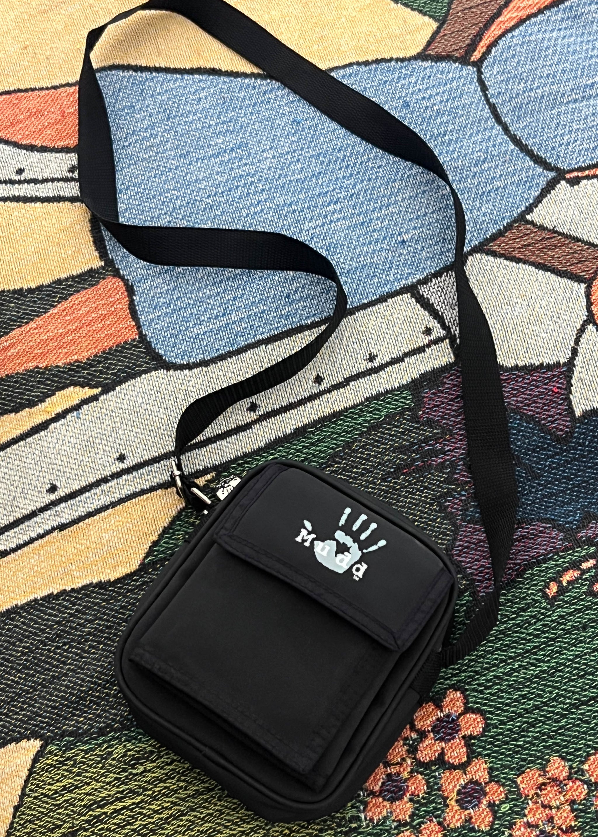 Y2k Black Mudd Cross-Body Bag – Retro and Groovy