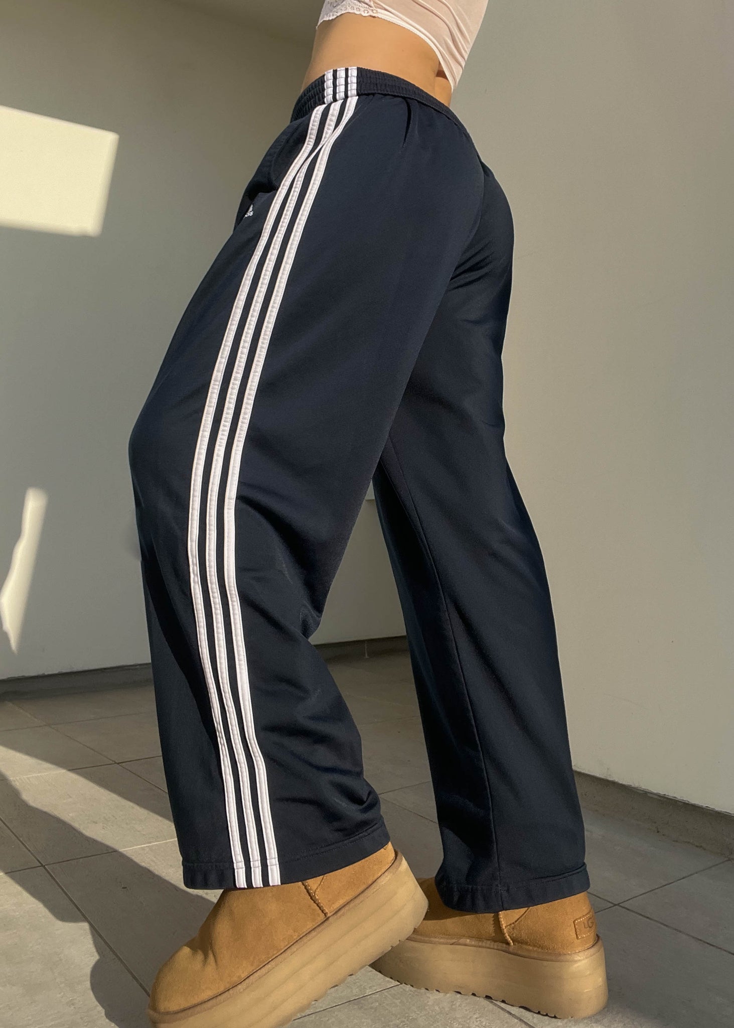 Y2k Navy Adidas Trackies (M)