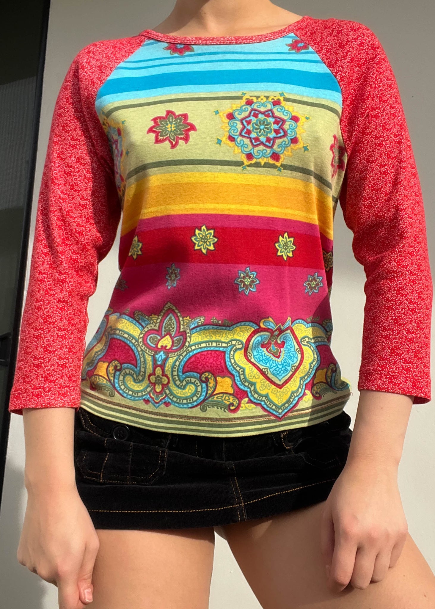 Y2k Rainbow 3/4 Sleeve Top (M-L)