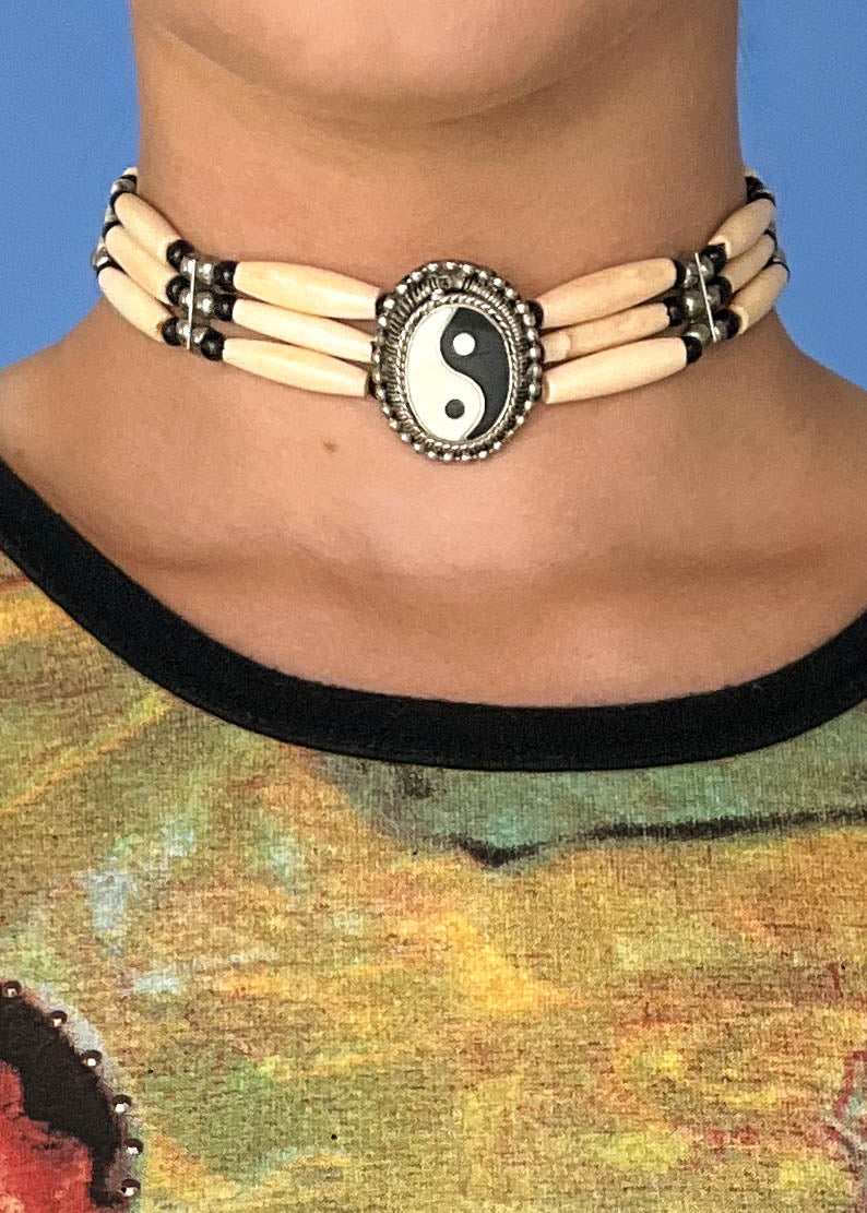 Vintage Yin & Yang Choker