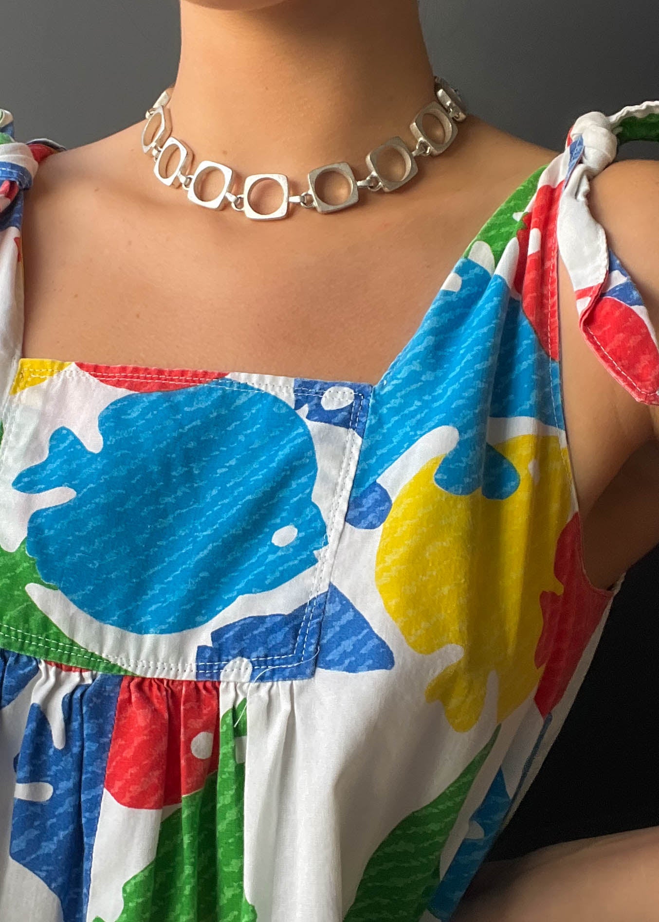 90's Guess Cut-Out Choker