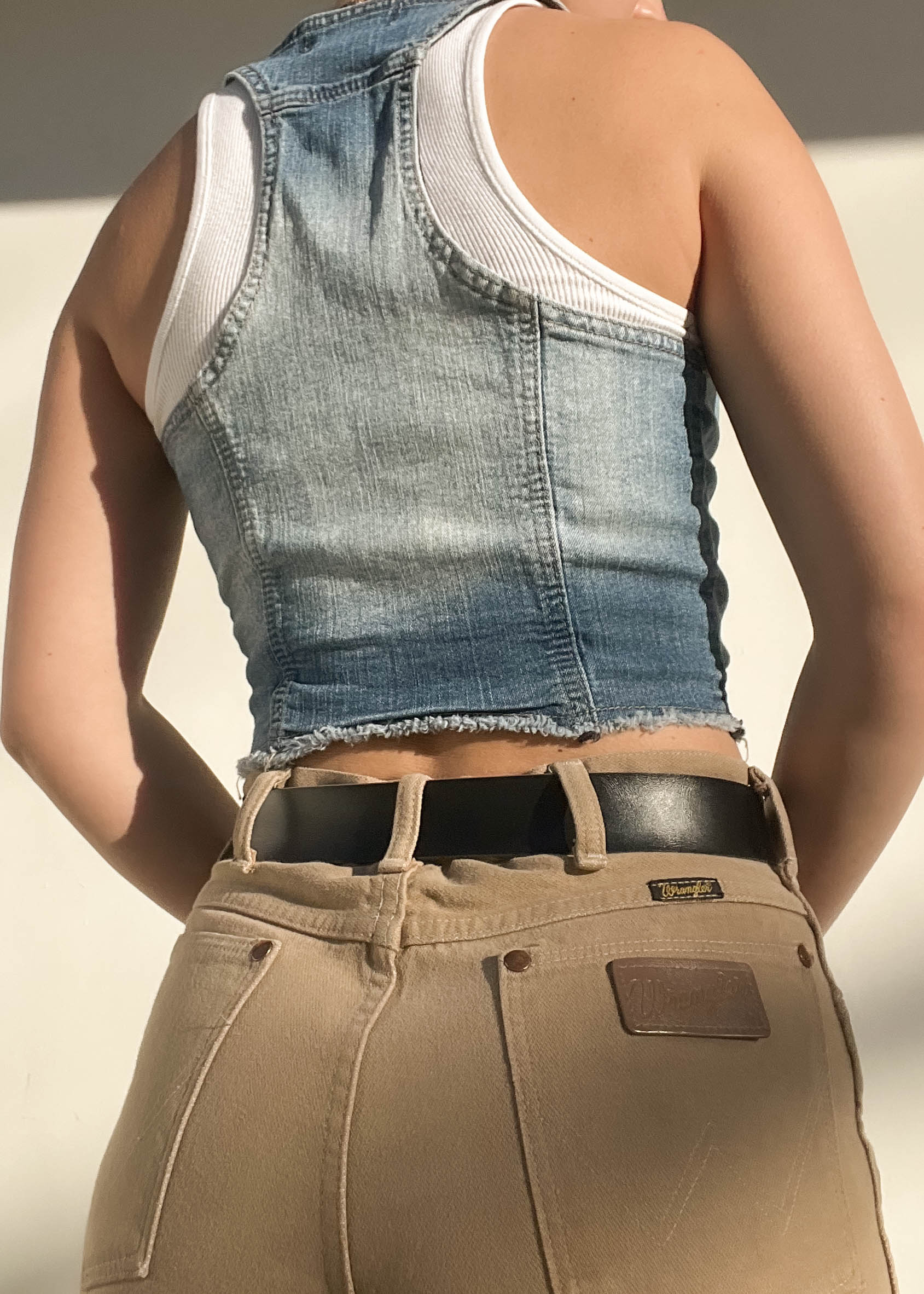 Y2k Denim Vest (S-M) – Retro and Groovy