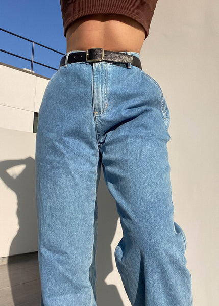 Liz Claiborne 90’s Blue Jeans (28”)
