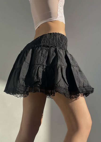 Black Y2k Lace Trim Mini Skirt (L)