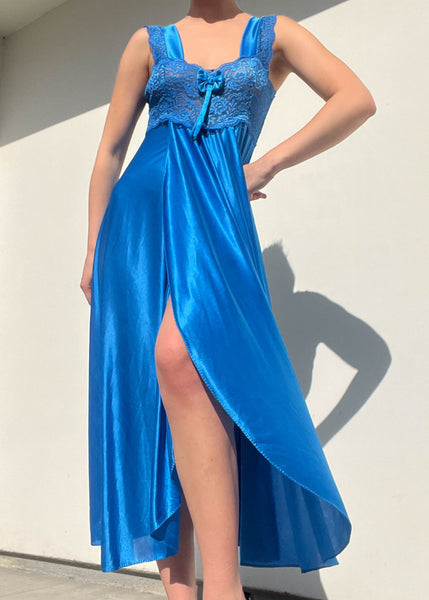 90's Dreamy Blue Night Gown (S-M)