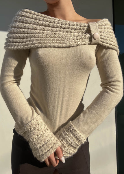Cream Off-the-Shoulder Knit (M)