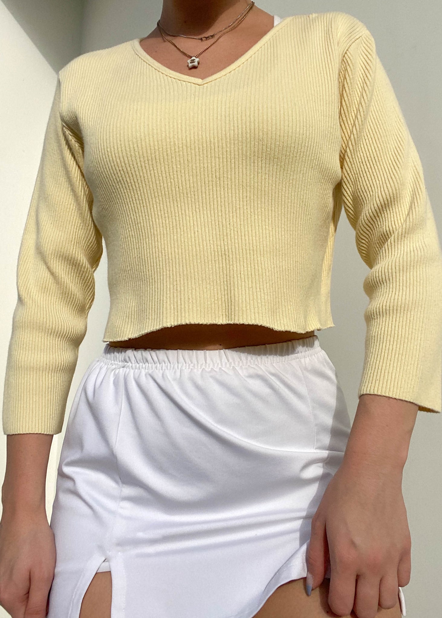 90's Yellow Ribbed 3/4 Sleeve Knit (M)