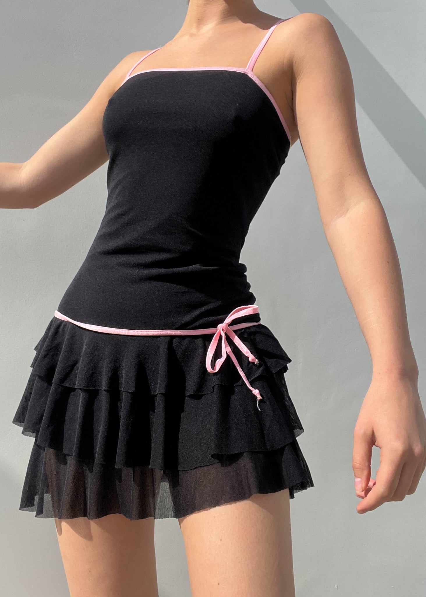 Sasha Y2k Ruffle Mini Dress (S)