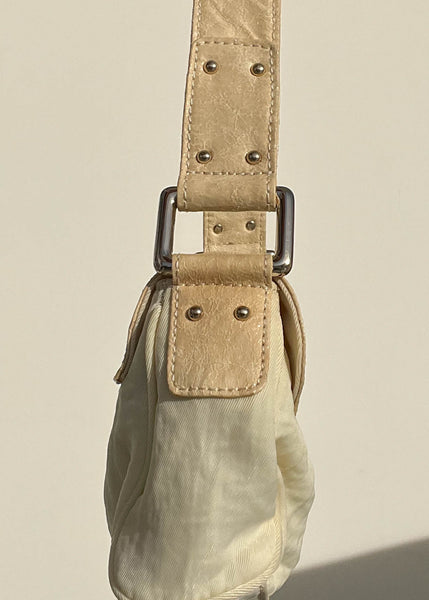 2000's Cream Guess Purse