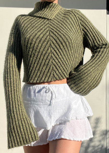 Y2k Ribbed Olive Bell Sleeve (M-L)