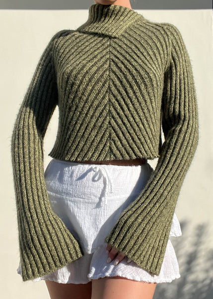 Y2k Ribbed Olive Bell Sleeve (M-L)