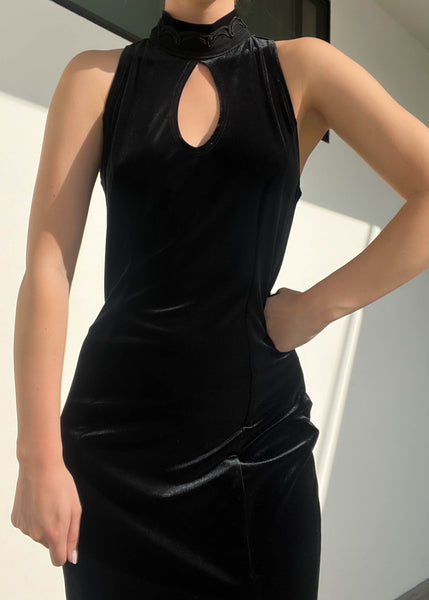 90's Black Velvet Gown (M-L)